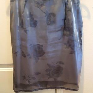 Silver (Flower underlay) Boutique  Size 6 Skirt